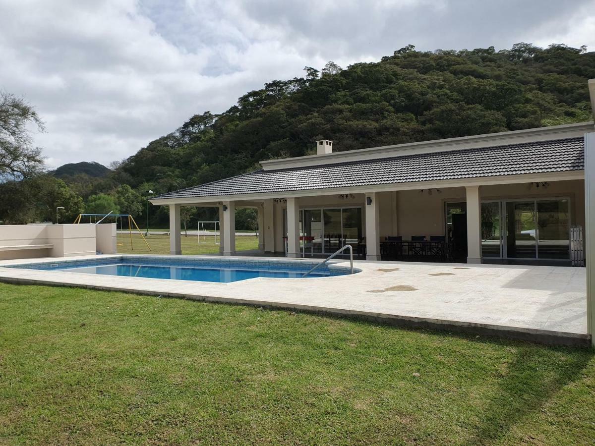 Club De Campo Valle Escondido Casa O Chalet Сasa de vacaciones *