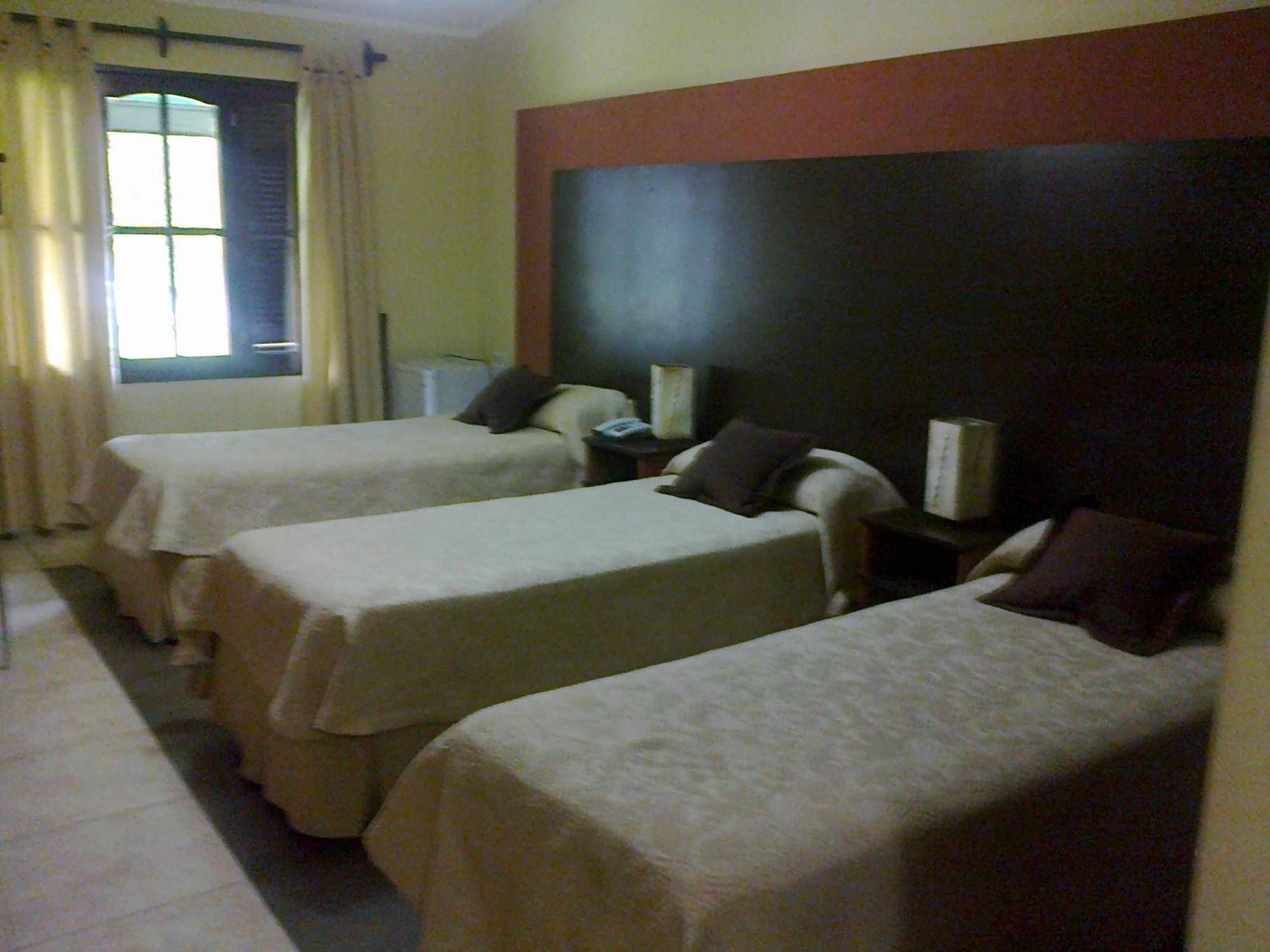Aybal Hotel 3*
