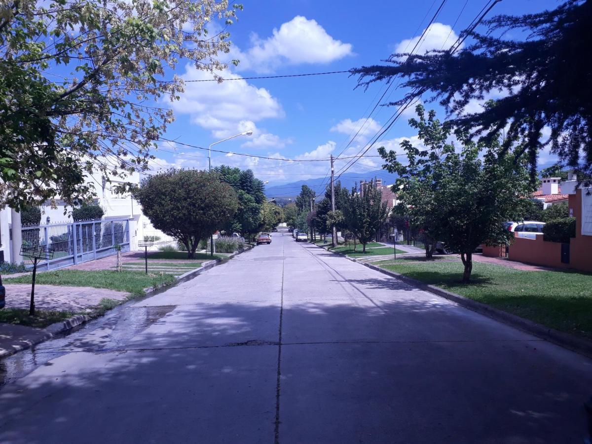 Departamentos Virgen Del Cerro Сasa de vacaciones Salta