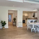 Fantastico Duplex Con Jardin Y Piscina!