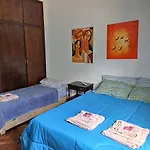 Alquiler temporario en B° Tres Cerritos, con cercanía a la Virgen del Cerro