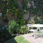 Hermoso Departamento con Patio, pleno centro