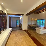 Casa Con Increibles Vistas!!!