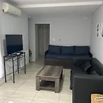 Dean Funes Suites 606