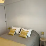 Departamento En Excelente Ubicacion Con 2 Dormitorios!