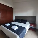 Amplio dpto en el centro de Salta.