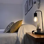 Monoambiente Con Pileta, Cochera Y Wi-Fi Ideal Para 2 Huespedes
