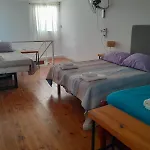 Mi Casa, Su Casa