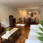 Excelente Departamento De Categoria En La Mejor Zona Turistica Frente Al Shopping