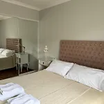 Excelente Departamento De Categoria En La Mejor Zona Turistica Frente Al Shopping