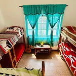 Casa Nuestra Hostal