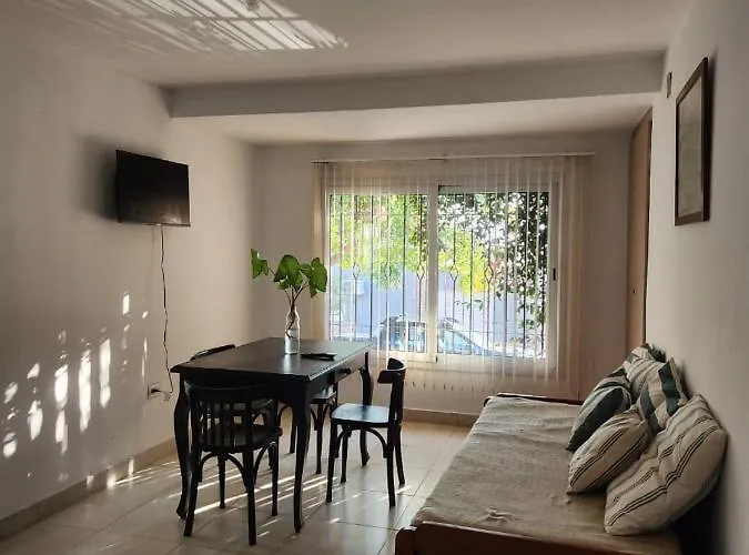 Casa Tres Cerritos