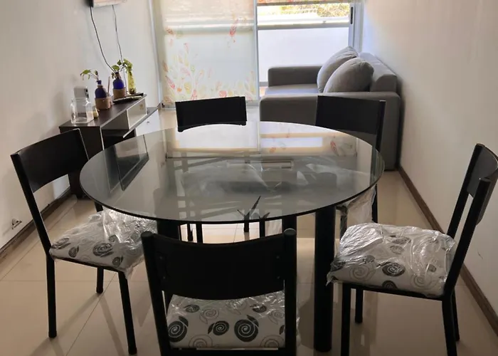 Depto De 2 Habitaciones, Para 4 O 6 Personas, Zona Tres Cerritos