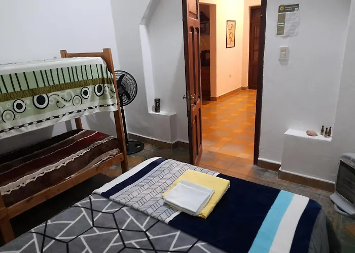 Casa Nuestra Hostal