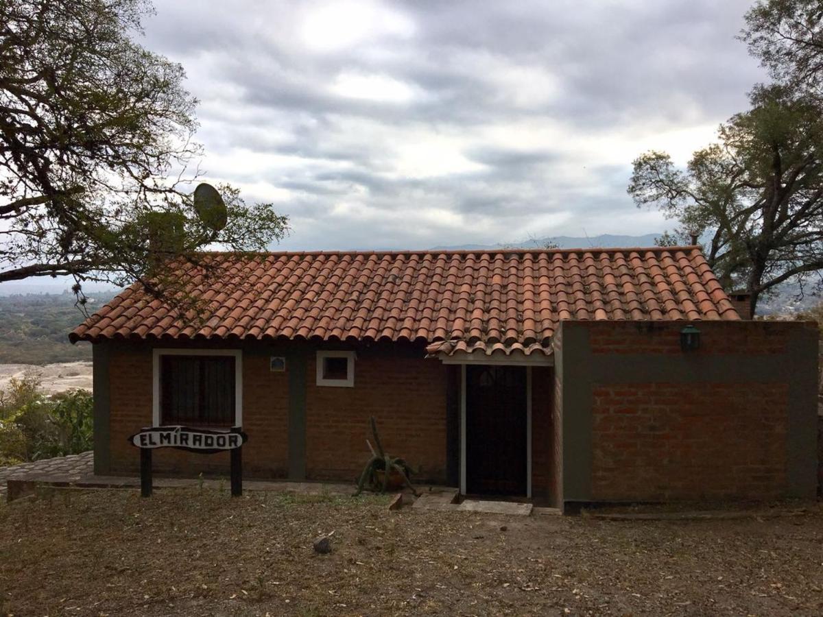 Casa En El Cerro Con Pileta