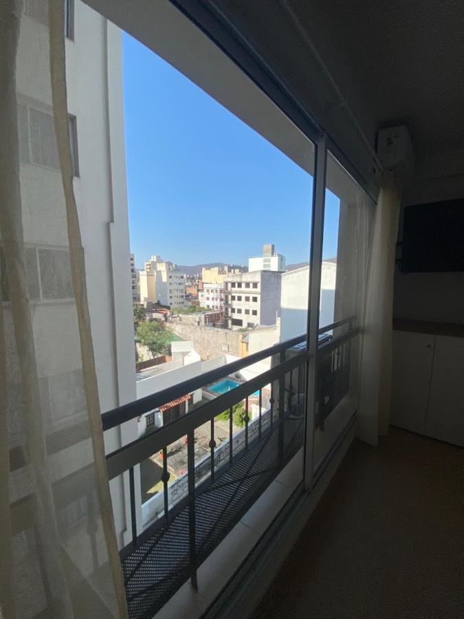 Apart Guemes Apartamento *