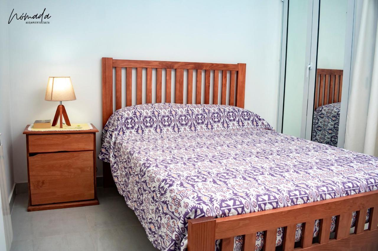 Departamento En Calle Principal, Cómodo, Hasta 4. Apartamento