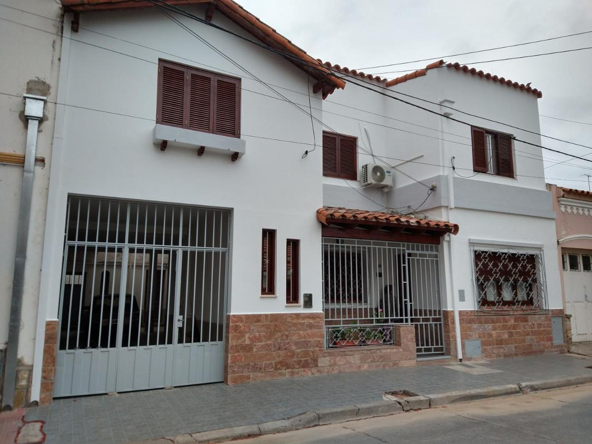 Arteaga1169 *
