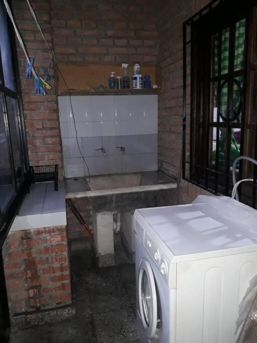 Casa Grand Bourg Con Magnífica Vista Y Pileta *