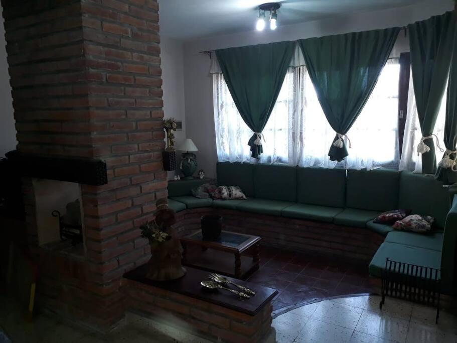 Casa Grand Bourg Con Magnífica Vista Y Pileta Сasa de vacaciones Salta