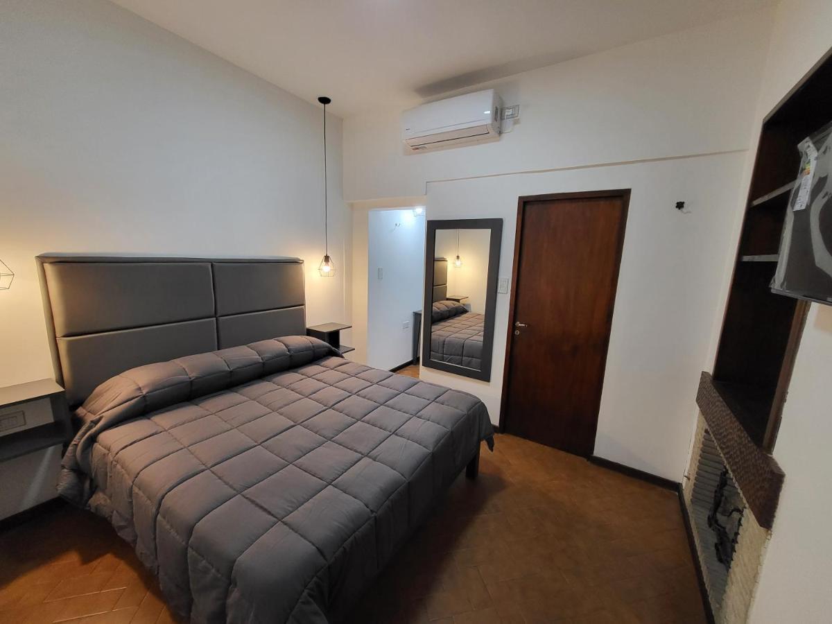 Habitación en casa particular Avenida Belgrano Salta