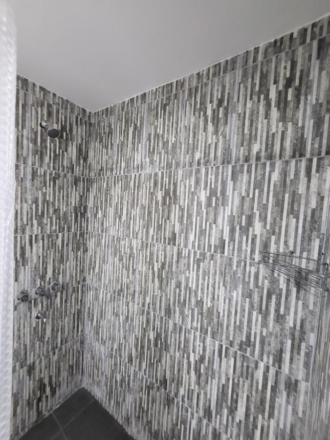 Habitación en casa particular Avenida Belgrano *
