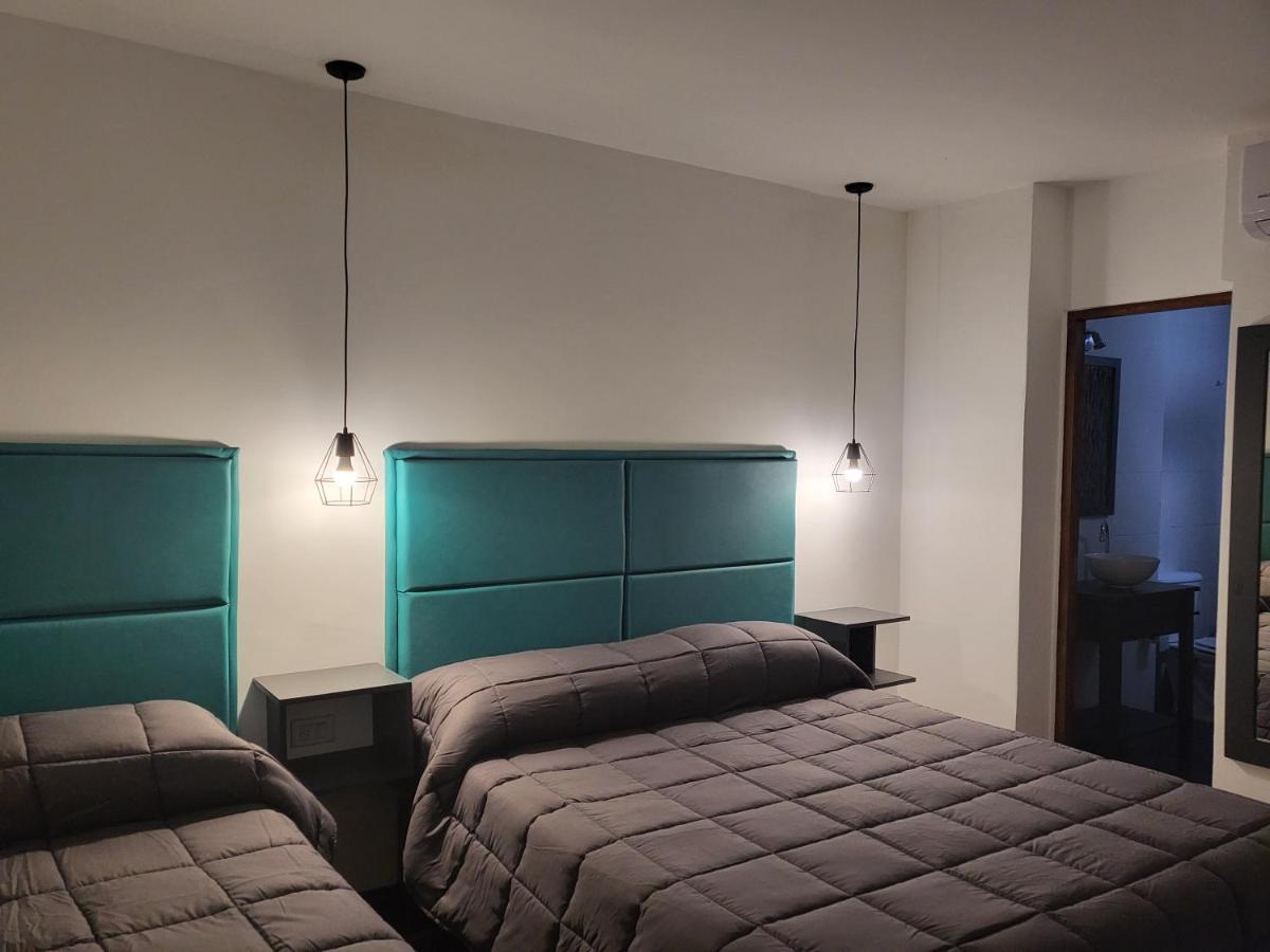 Habitación en casa particular Avenida Belgrano *