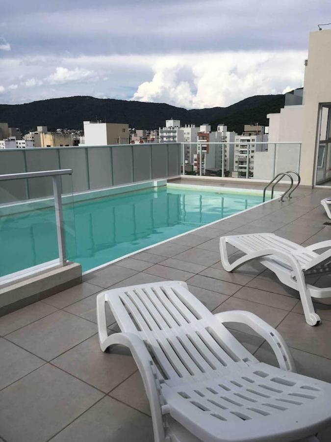 Apartamento Dean Funes Suites 606 *