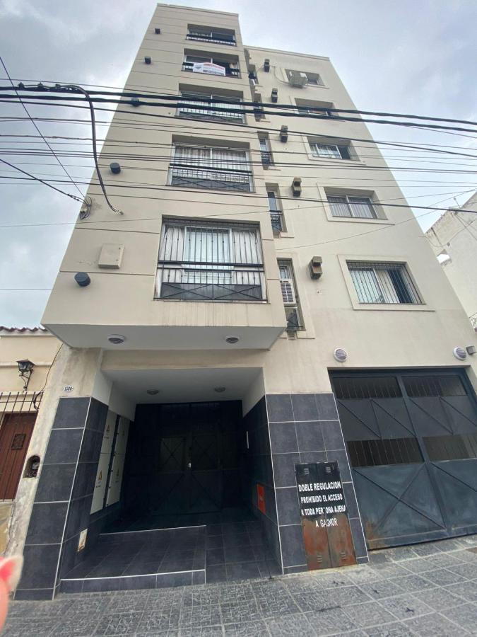 Apart Guemes Apartamento Salta