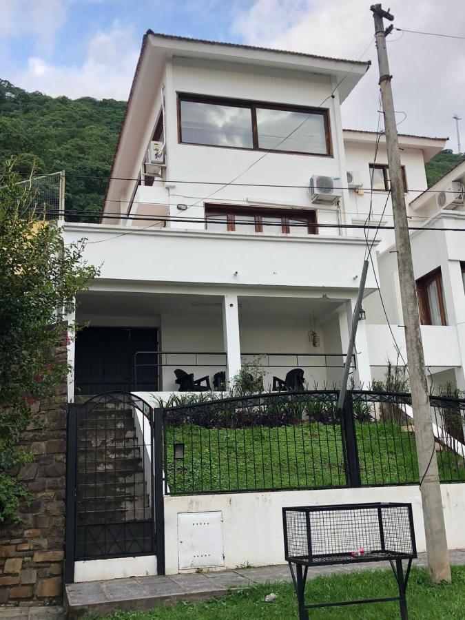 Departamento Zona Residencial Con Pileta Pensión *