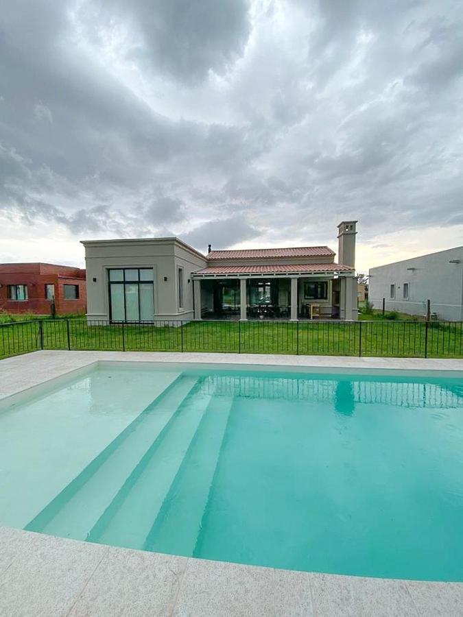 Сasa de vacaciones Exclusiva Casa En Barrio Privado A Estrenar! *