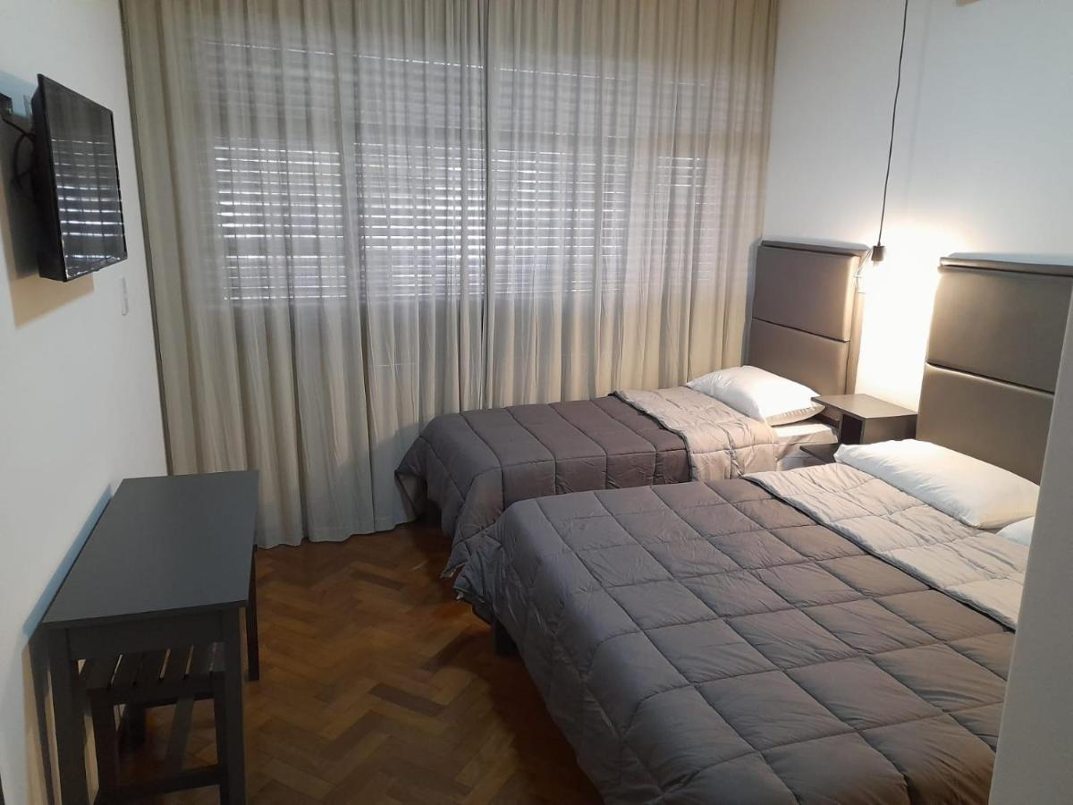 Habitación en casa particular Avenida Belgrano