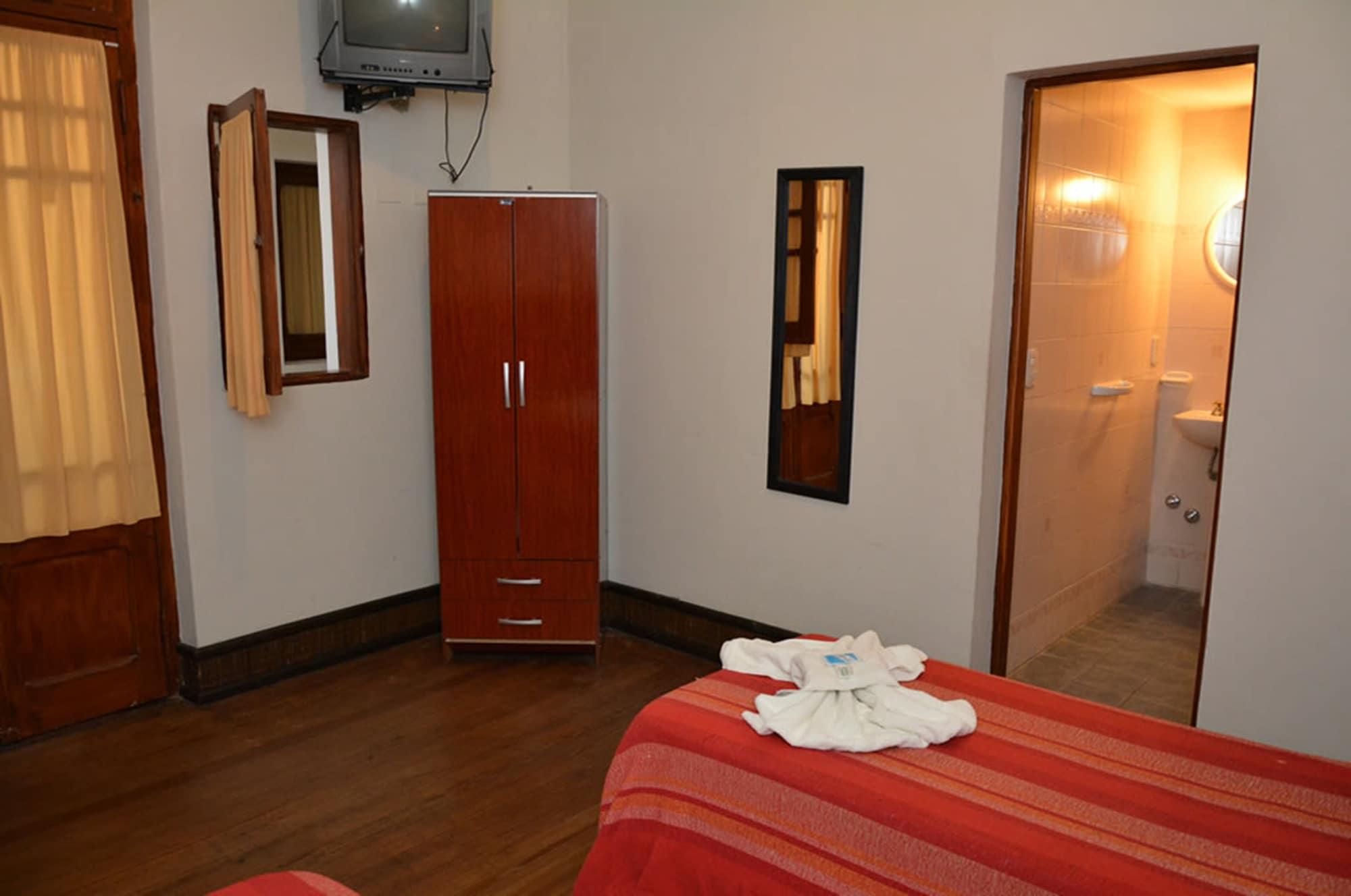 Hotel La Giralda Salta