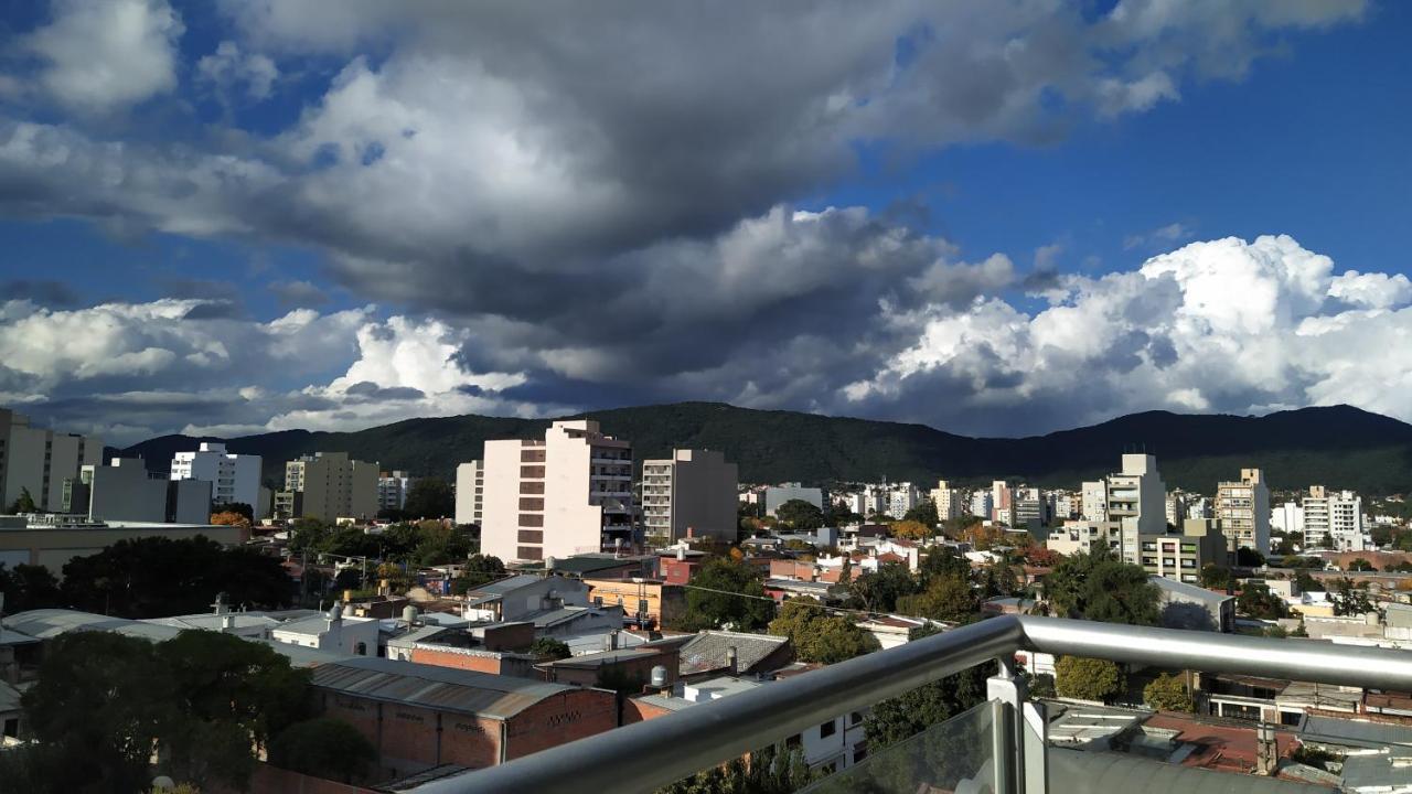 Apartamento Cálido Monoambiente En Excelente Zona En Salta. *