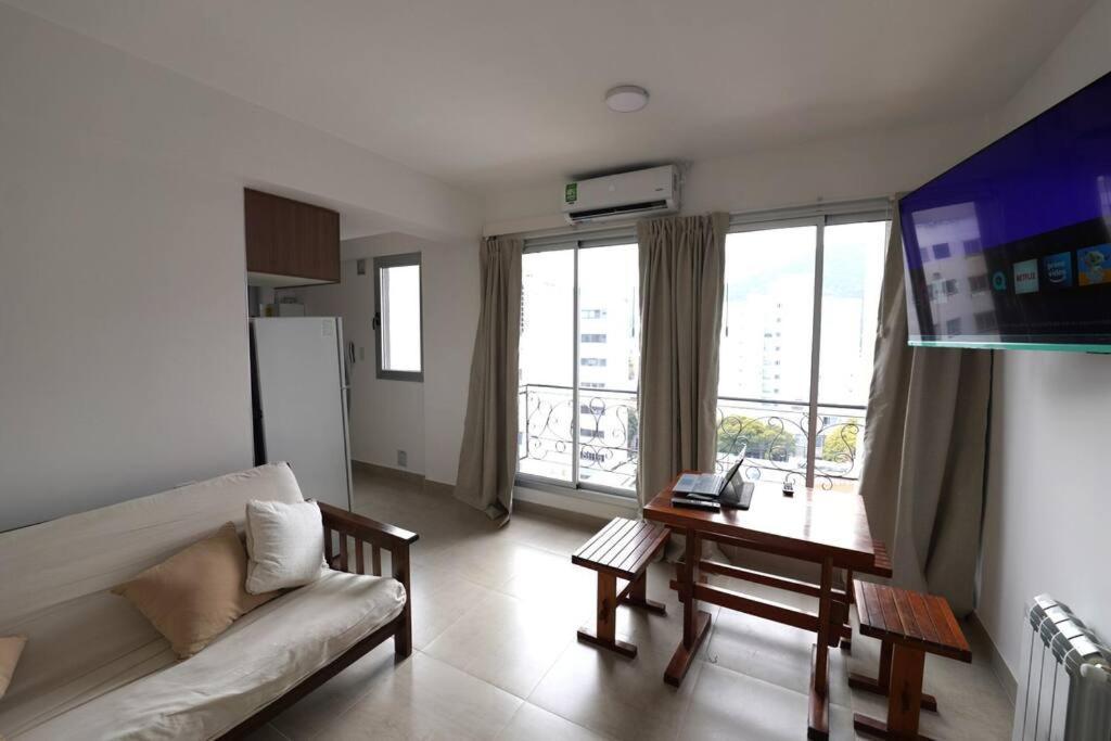 Apartamento Departamento Nuevo, Luminoso Y Completo En Vista Al Cerro *