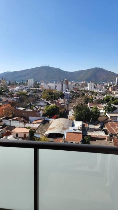 Moderno Departamento Con Garage En Centro De * Salta