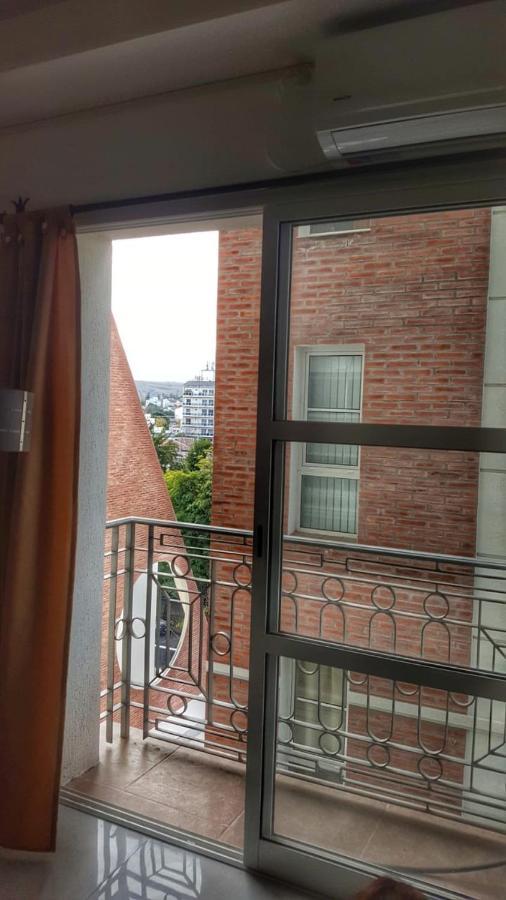 Altoandino - Excelente Ubicación - P/4 C/cochera Apartamento