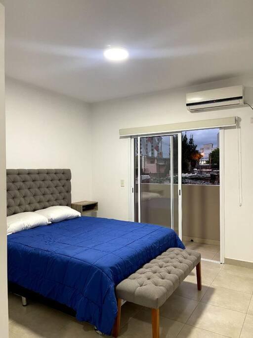 Apartamento Hermoso Departamento,totalmente Amoblado C/cochera