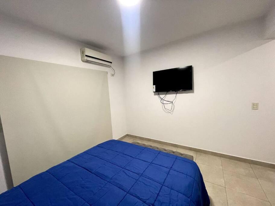 Apartamento Hermoso Departamento,totalmente Amoblado C/cochera *