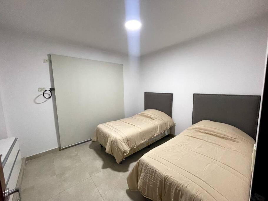 Hermoso Departamento,totalmente Amoblado C/cochera