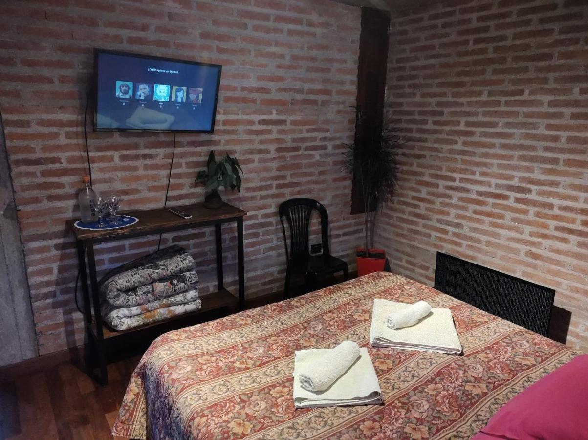 Habitación Privada, En Casa Al Pie Del Cerro San Bernardo Salta