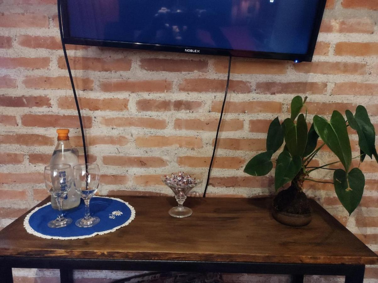 Habitación Privada, En Casa Al Pie Del Cerro San Bernardo *
