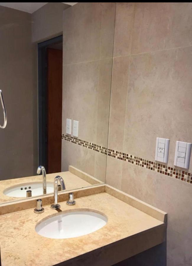 Departamento Moderno Y Espacioso Con Hermosa Vista Al Cerro Apartamento