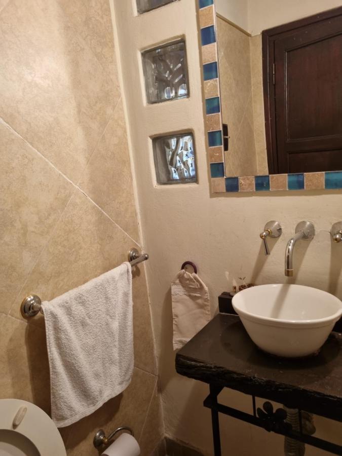 Rosas Guest house