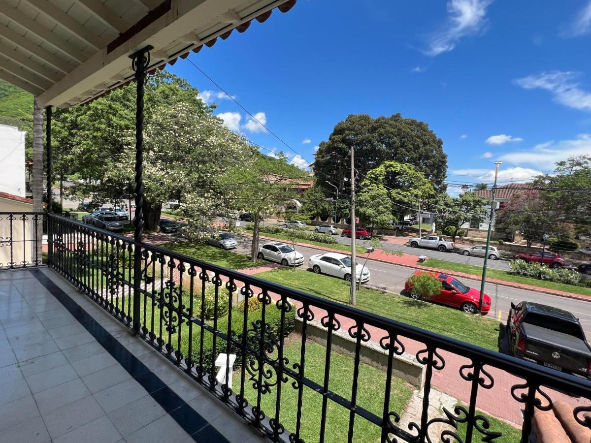 Residencia Paseo Guemes *