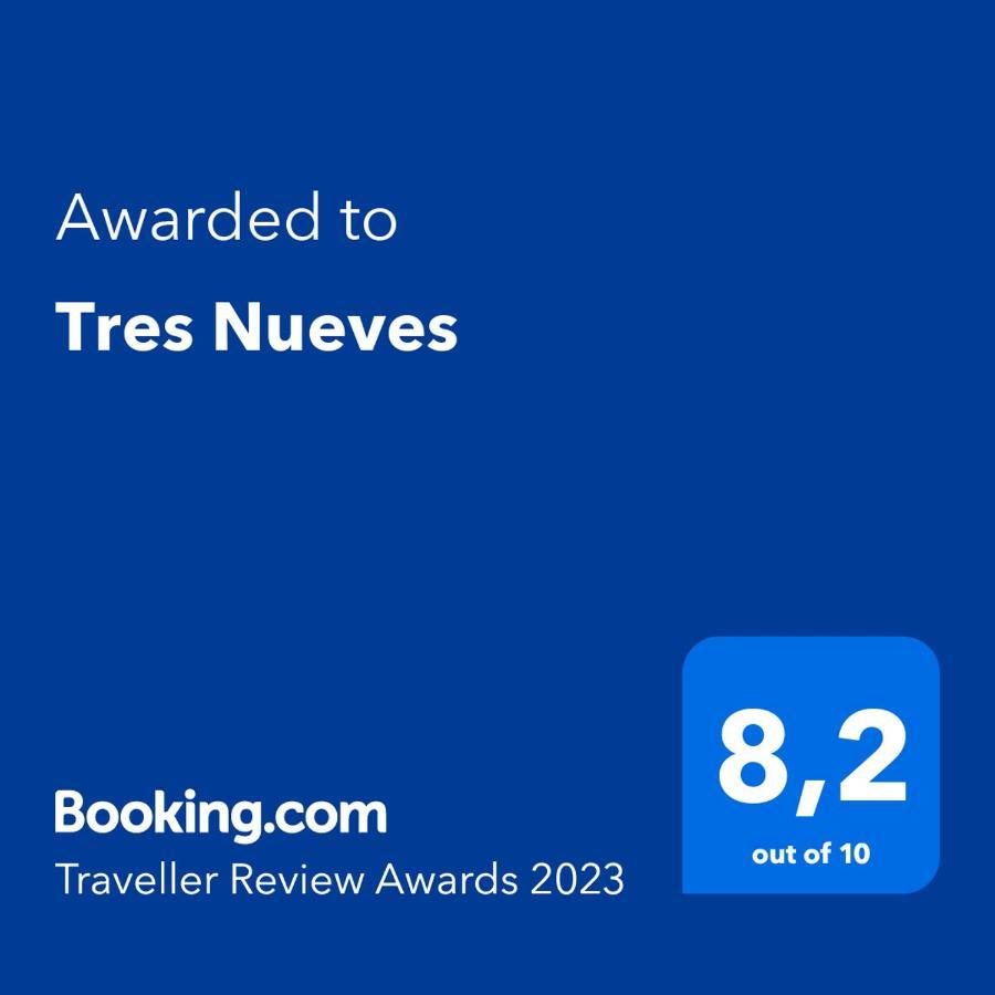 Tres Nueves *