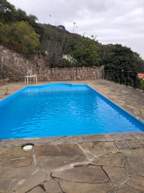 Pensión Departamento Zona Residencial Con Pileta *