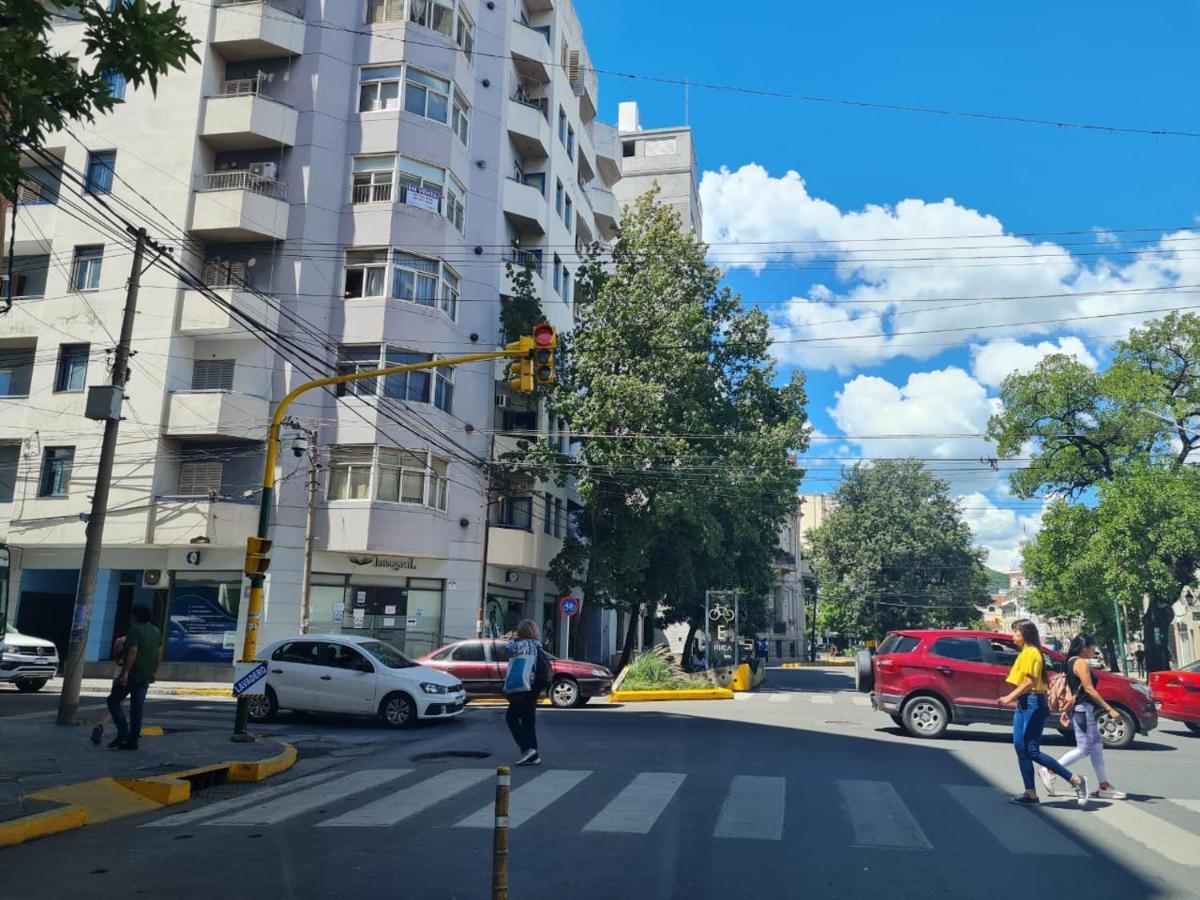 Hermoso Departamento En El Centro De *