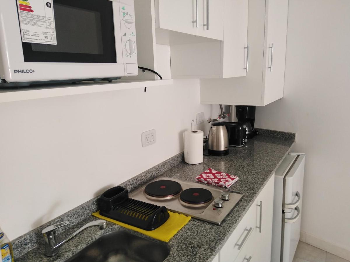 Cony Lee Esteco Apartment *