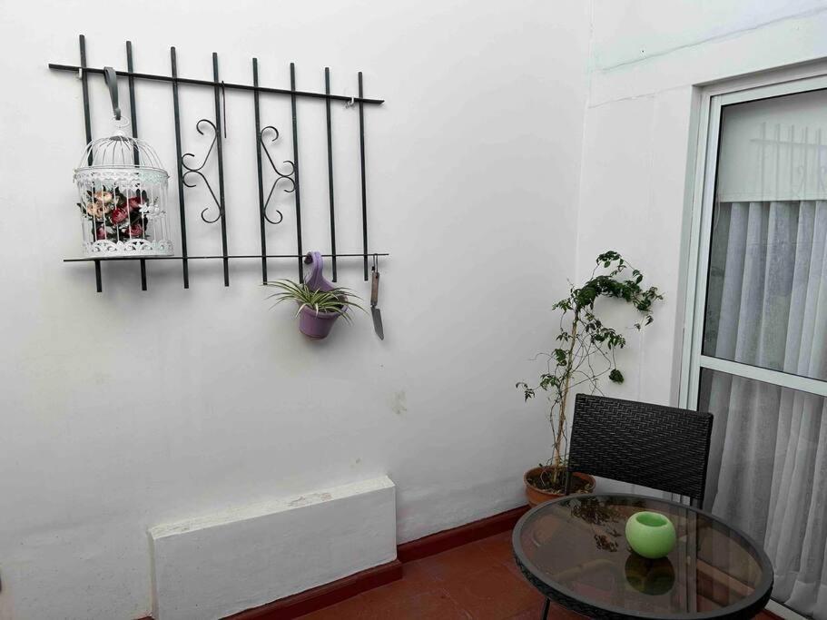 Moderno, Espacioso, Centrico, Tranquilo Apartamento *